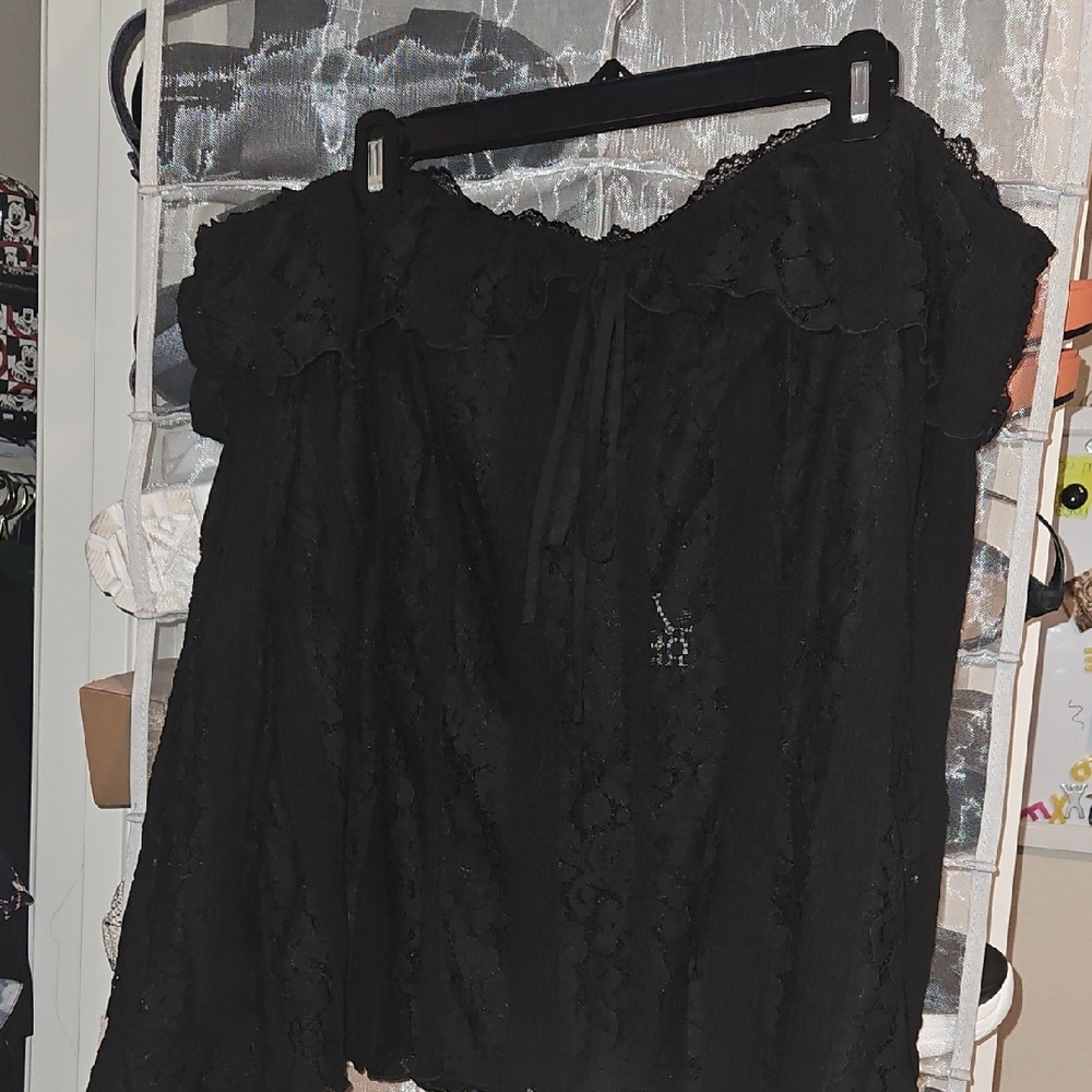 Elegant Black Lace Off-Shoulder Top